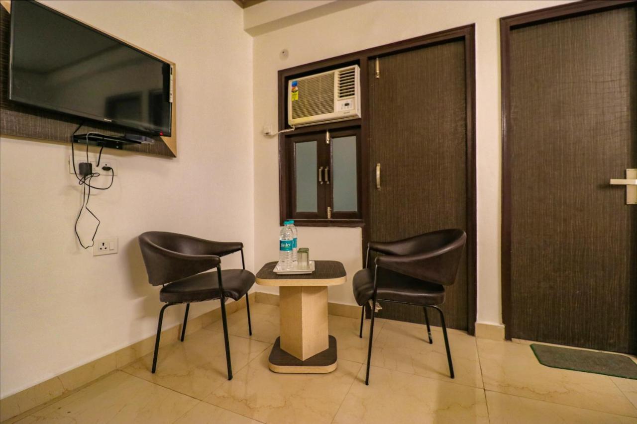 Hotel Fabexpress Dolphin International Near Delhi Airport Nové Dillí Exteriér fotografie